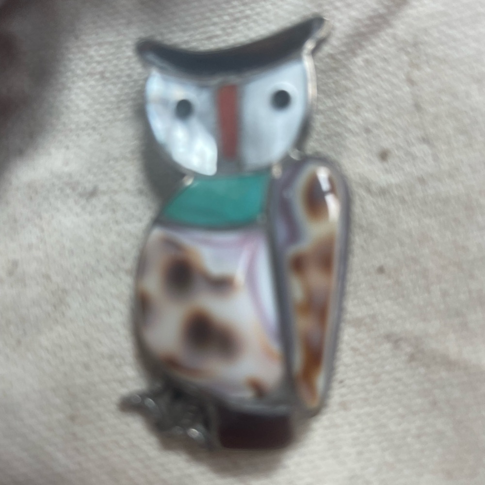 Vintage Native American style Owl Pendant/Pin😍